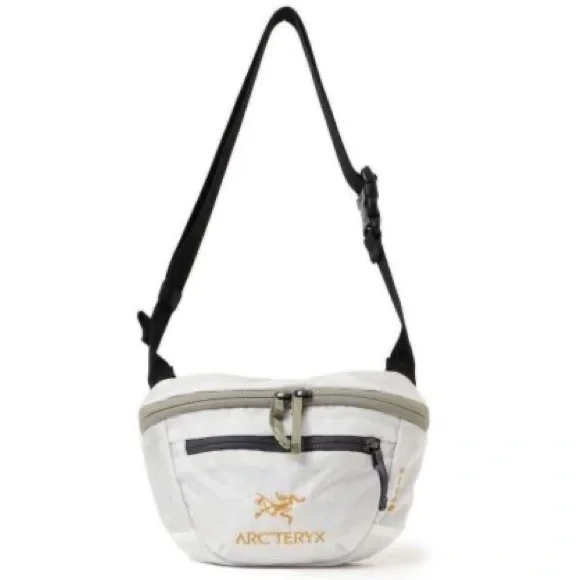 ARC'TERYX ×Beams Mantis1 ホワイト Arc'teryx | Bags | Arcteryx X Beams Mantis | Poshmark